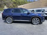 New 2025 Honda Pilot Touring image 2