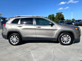 Used 2019 Jeep Cherokee Latitude w/ Popular Appearance Group image 3