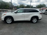 Used 2015 Toyota Highlander LE image 3