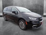 New 2025 Chrysler Pacifica Select image 6