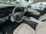 New 2025 Lexus RX 350 w/ Luxury Package image 4