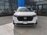 New 2025 Honda Pilot Touring image 2