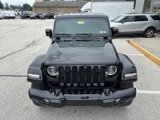Used 2023 Jeep Gladiator Overland image 4