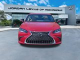 New 2025 Lexus ES 300h Ultra Luxury image 3