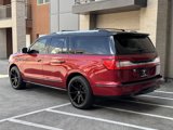 Used 2018 Lincoln Navigator L Reserve w/ Technology Package image 3