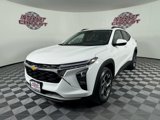 Used 2025 Chevrolet Trax LT w/ LT Convenience Package image 3