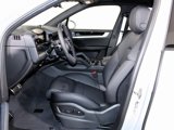 New 2025 Porsche Cayenne image 5