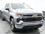 Used 2025 Chevrolet Silverado 1500 LT image 2