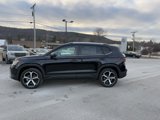 New 2025 Volkswagen Taos SEL image 6