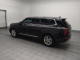 Used 2022 Kia Telluride LX image 3
