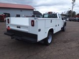 Used 2022 Ford F550 4x4 Regular Cab Super Duty image 6