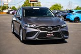 Used 2022 Toyota Camry SE image 2