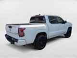 Used 2022 Nissan Frontier SV image 5