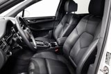 Certified 2025 Porsche Macan image 5