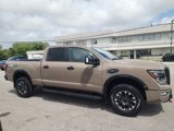 Used 2024 Nissan Titan PRO-4X w/ Pro-4x Convenience Package image 6