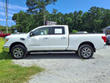 Used 2018 Nissan Titan SV w/ SV Convenience Package image 3