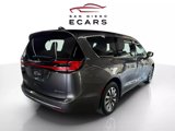 Used 2022 Chrysler Pacifica Touring-L w/ Uconnect Theater Family Group image 5