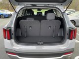 New 2025 Kia Sorento S image 6