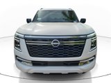 New 2025 Nissan Armada SL w/ Captain's Chari Seat Package image 3