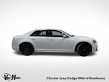Used 2023 Chrysler 300 Touring L image 2