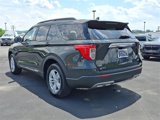 Certified 2022 Ford Explorer XLT w/ Equipment Group 202A image 4