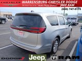 New 2026 Chrysler Pacifica Select image 2