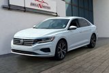 Used 2022 Volkswagen Passat 2.0T SE image 6