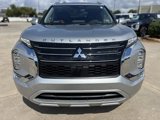 New 2025 Mitsubishi Outlander SEL image 2