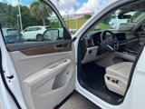 New 2025 Volkswagen Atlas SE image 4