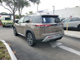 New 2025 Nissan Pathfinder Platinum image 6