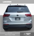 Used 2024 Volkswagen Tiguan SE w/ Panoramic Sunroof Package image 5