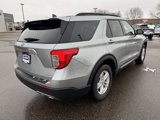 Certified 2023 Ford Explorer XLT w/ Equipment Group 202A image 3