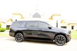 Used 2023 Chevrolet Suburban RST w/ Luxury Package image 3