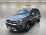 Used 2023 Volkswagen Taos SE image 3
