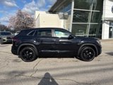 New 2025 Volkswagen Atlas Cross Sport SEL R-Line image 4