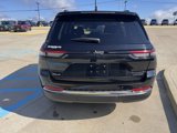 Used 2023 Jeep Grand Cherokee Laredo image 4