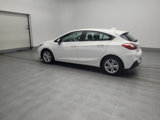 Used 2017 Chevrolet Cruze LT image 3