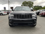 Used 2019 Jeep Grand Cherokee Laredo image 2