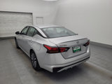 Used 2023 Nissan Altima 2.5 SV image 5