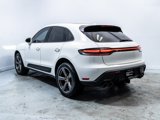 Certified 2024 Porsche Macan image 3