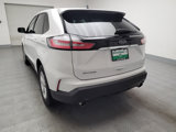 Used 2020 Ford Edge SE image 6