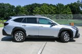 Used 2023 Subaru Outback Premium image 5