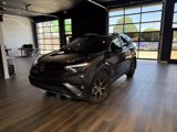Used 2018 Toyota RAV4 SE image 3
