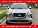 Used 2023 Nissan Rogue SV image 2