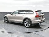 Used 2024 Volvo V60 B5 Cross Country Plus image 4