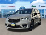 New 2025 Chrysler Pacifica Limited image 4