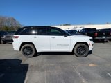 New 2025 Jeep Grand Cherokee Summit image 6