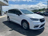 New 2025 Chrysler Pacifica Select image 3