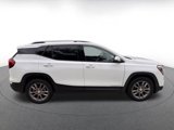 Used 2024 GMC Terrain SLT image 5