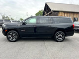 Used 2024 GMC Yukon XL AT4 image 3